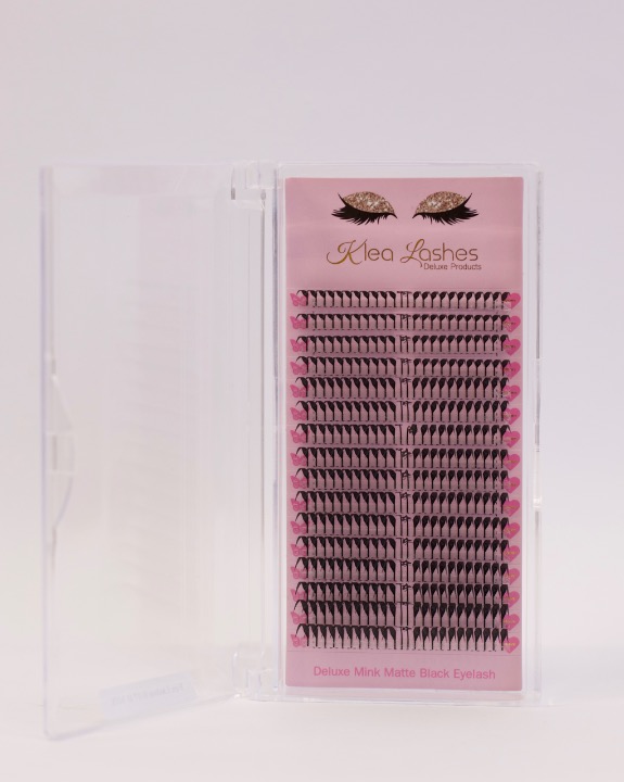 Fox Lashes