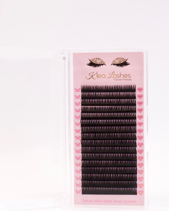 Wet Lashes