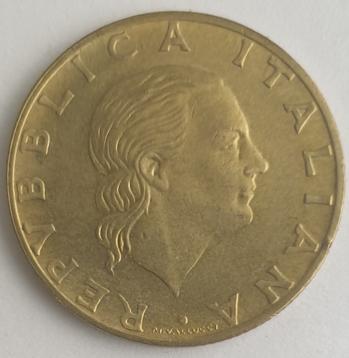 Italy - 200 Lire 1992