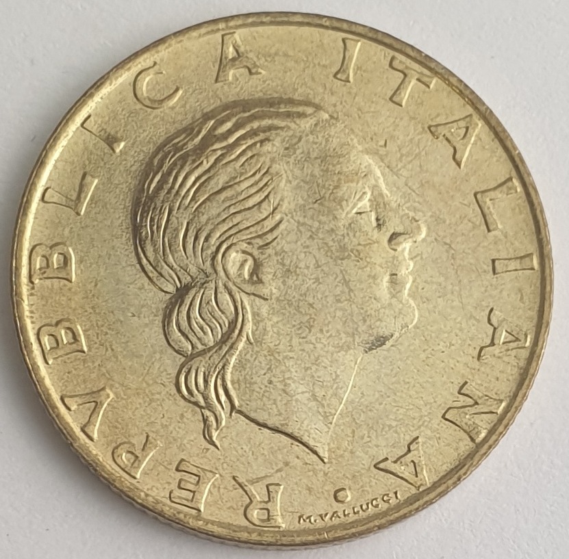 Italy - 200 Lire 1995