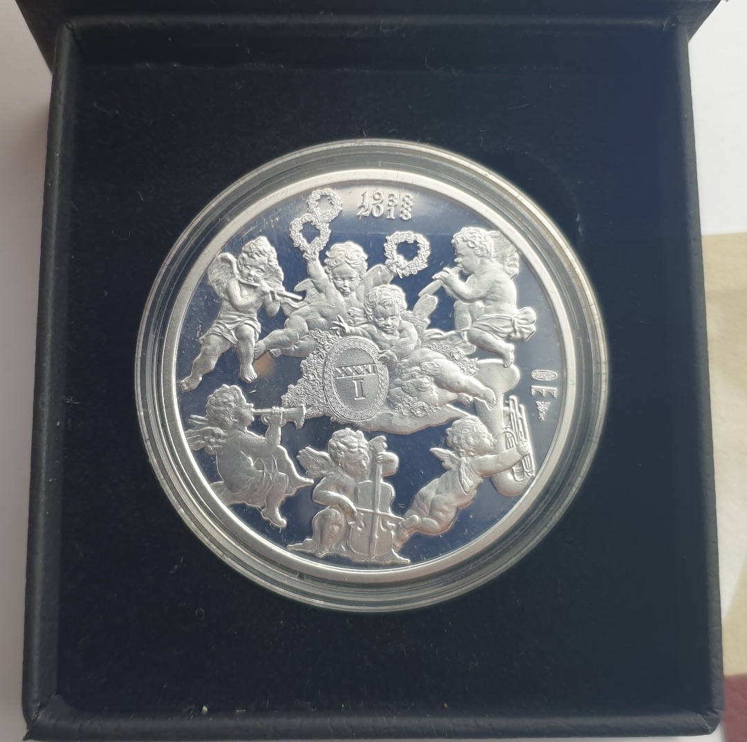 Netherlands - prinses Beatrix 80 proof,